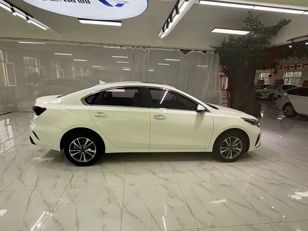 Kia K3 — миниатюра 8