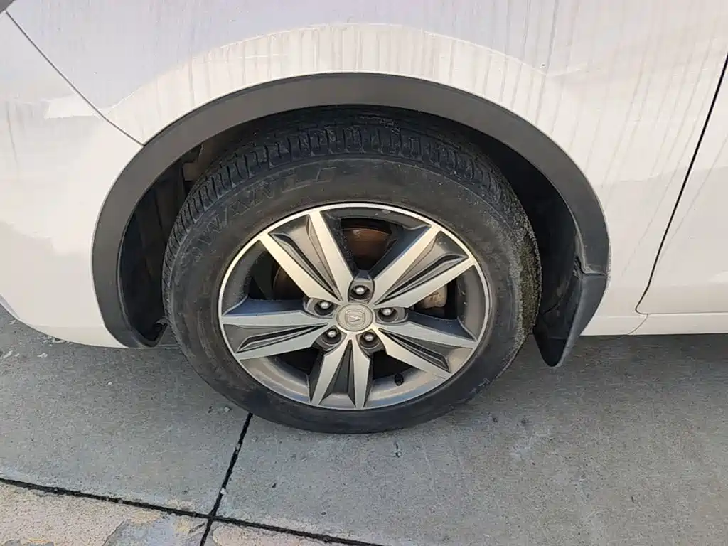 Changan Eado XT — миниатюра 23