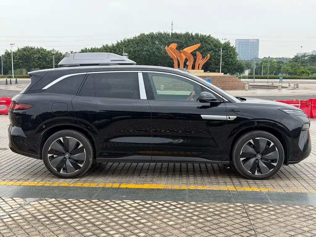 BYD Tang L — миниатюра 4