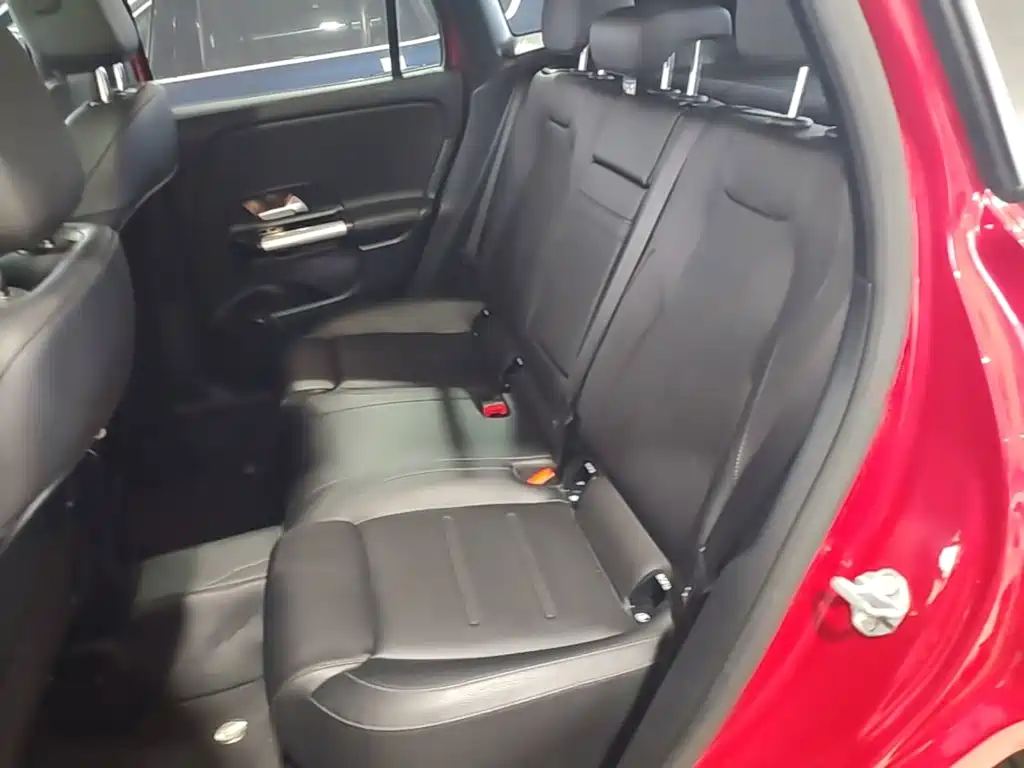 Mercedes-Benz GLA — миниатюра 17