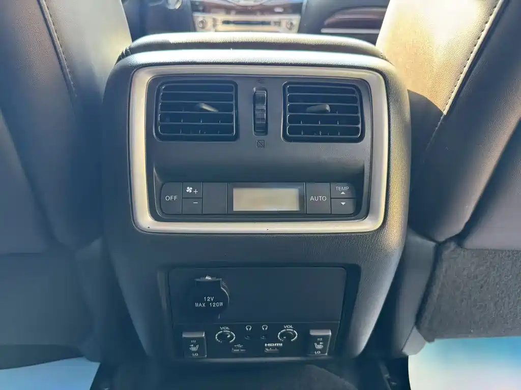 Infiniti QX60 (Import) — миниатюра 9