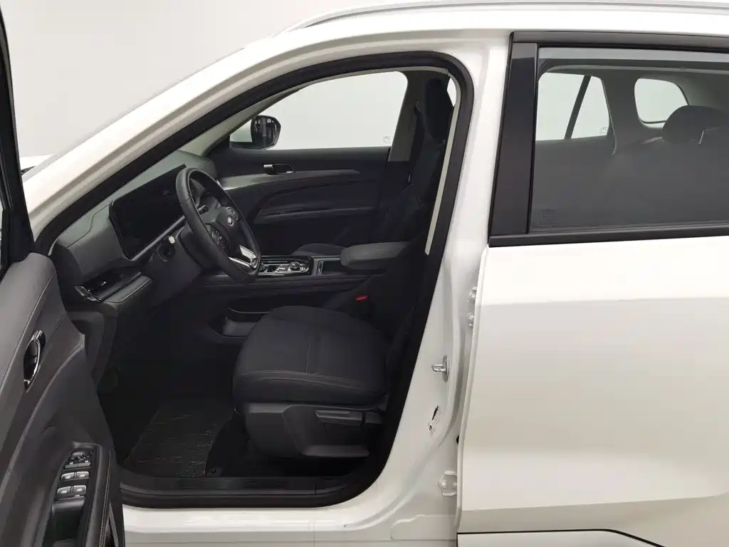 Ford Equator Sport — миниатюра 10