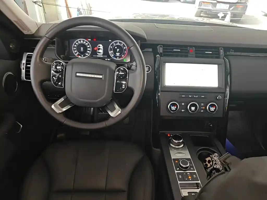 Land Rover Discovery — миниатюра 10