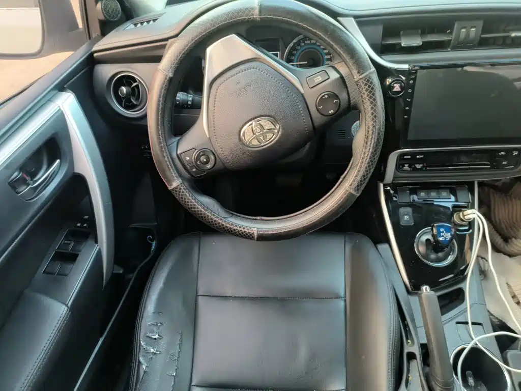 Toyota Corolla — миниатюра 6