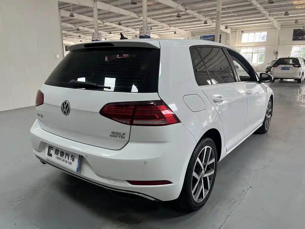 Volkswagen Golf — миниатюра 4