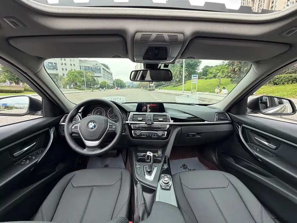 BMW 3 Series — миниатюра 12