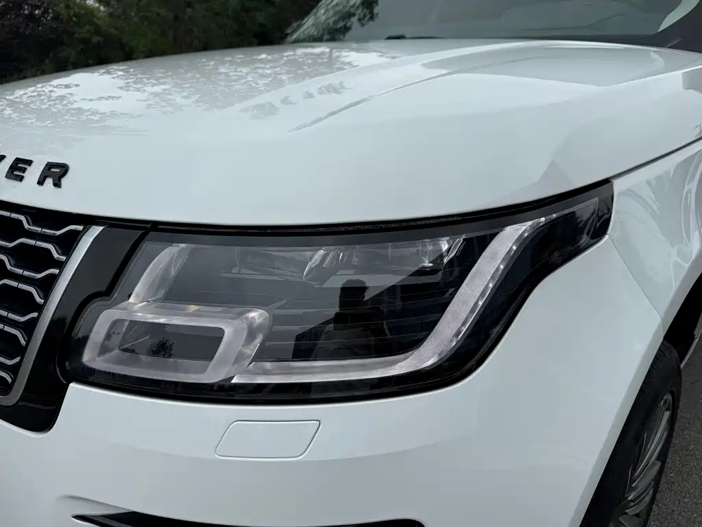 Land Rover Range Rover — миниатюра 8