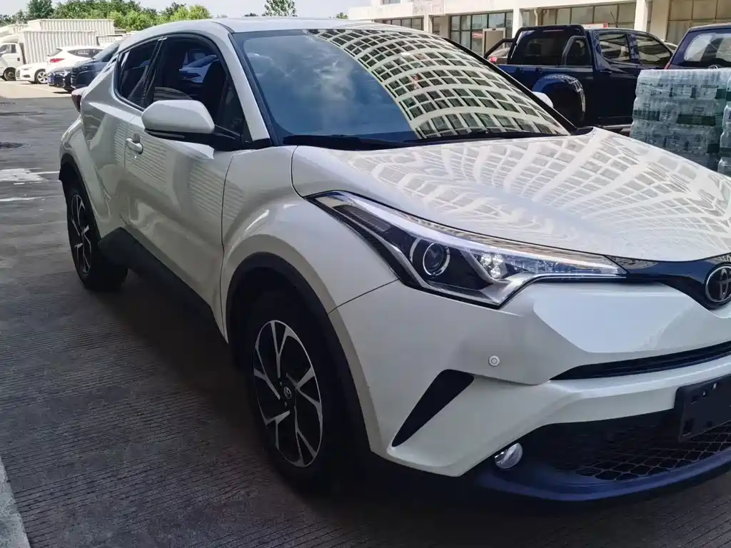 Toyota C-HR — миниатюра 2