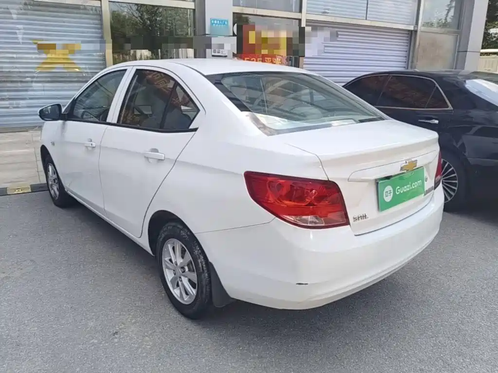 Chevrolet Sail — миниатюра 5