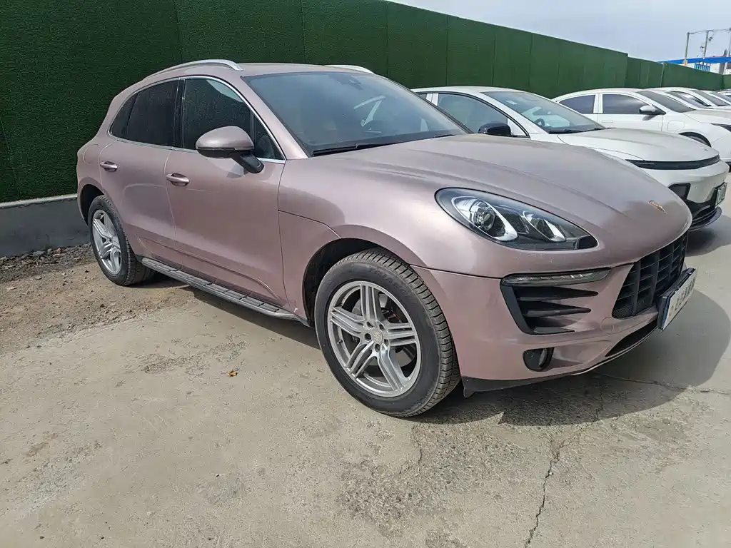 Porsche Macan — миниатюра 4
