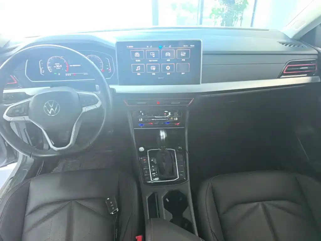 Volkswagen Lavida — миниатюра 10