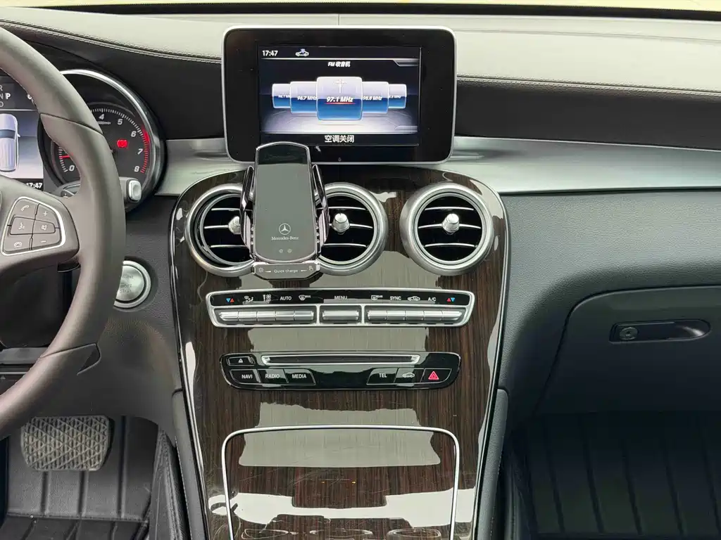 Mercedes-Benz GLC — миниатюра 14