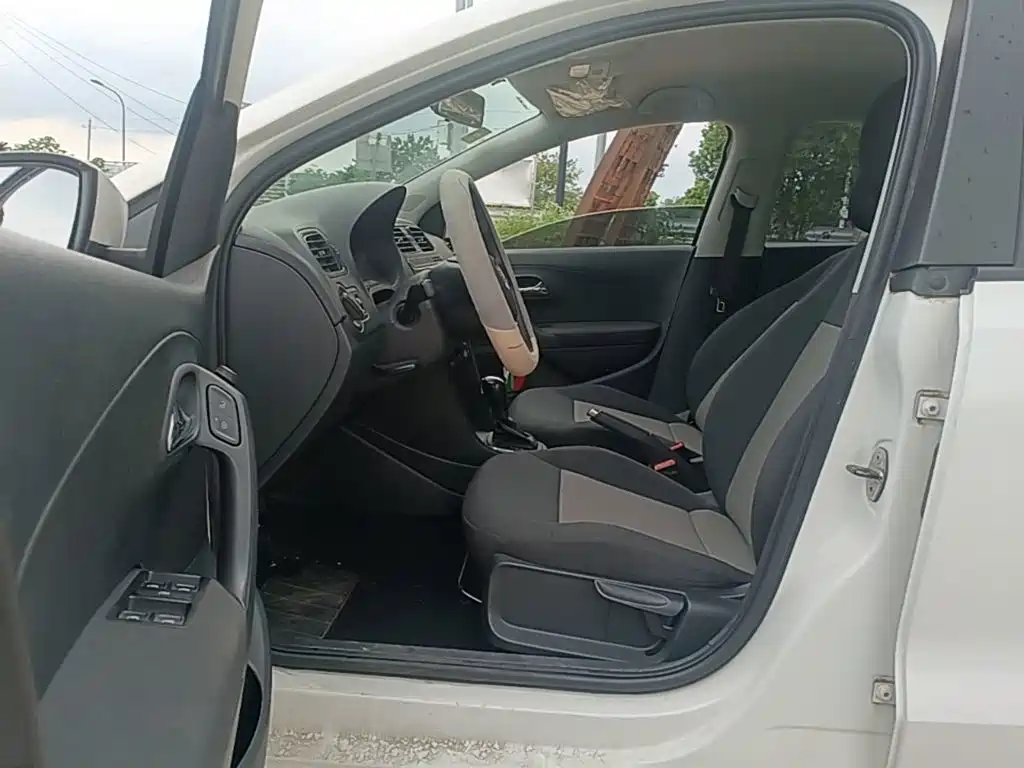 Volkswagen Polo — миниатюра 16