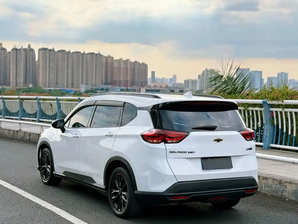 Chevrolet Volando — миниатюра 4