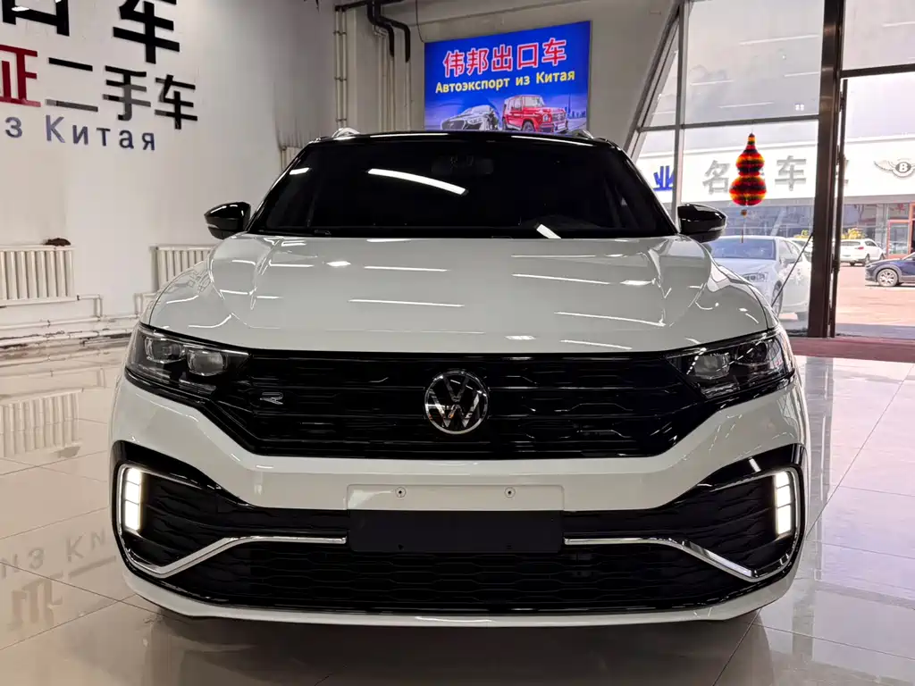 Volkswagen T-Roc — миниатюра 2