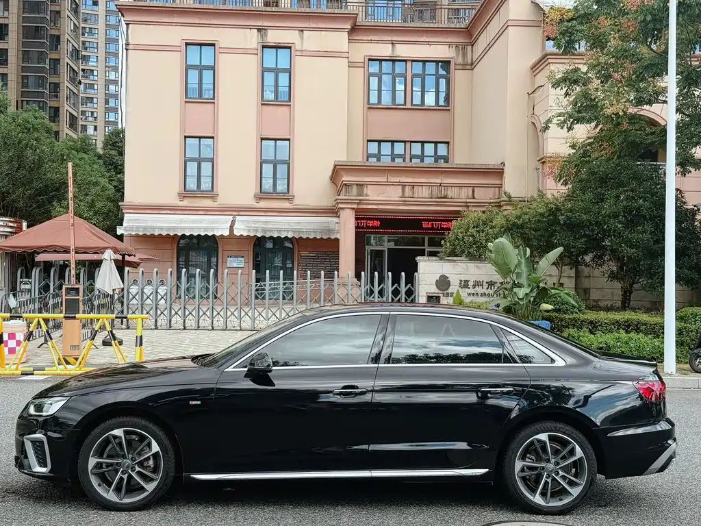 Audi A4L — миниатюра 4