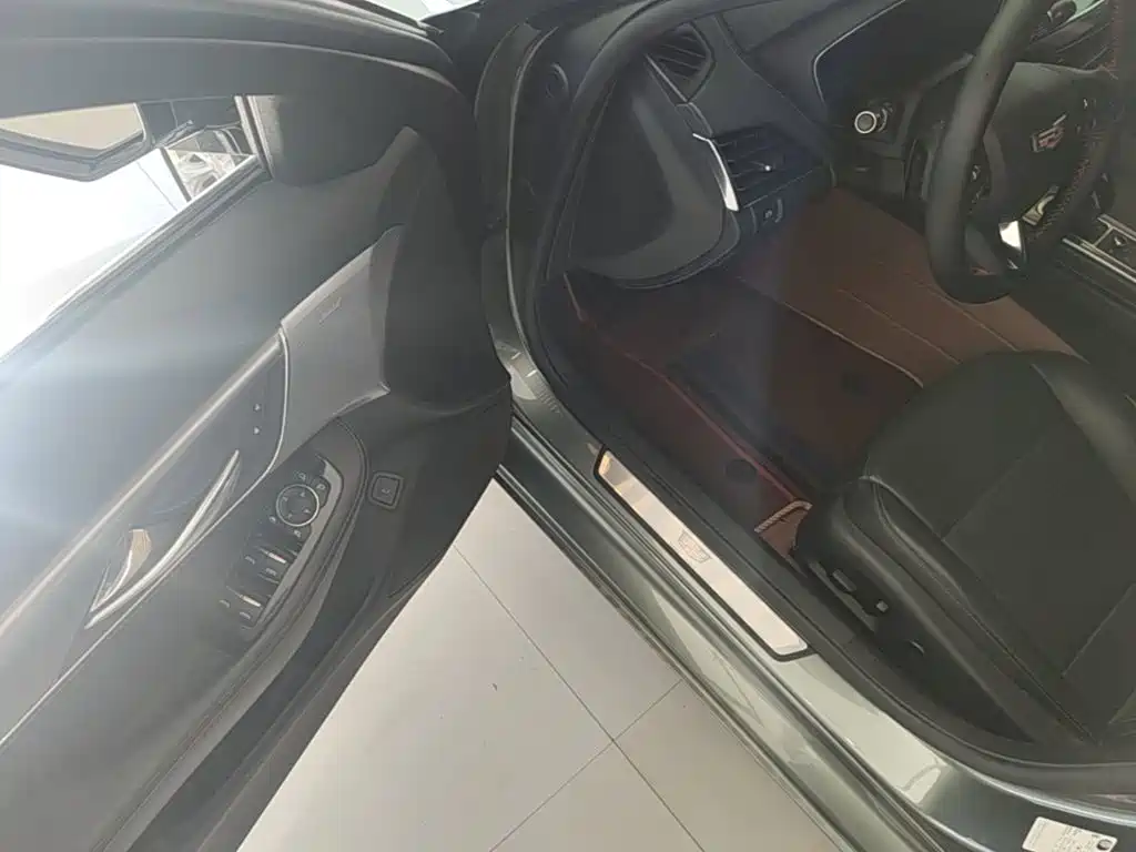 Cadillac CT5 — миниатюра 16