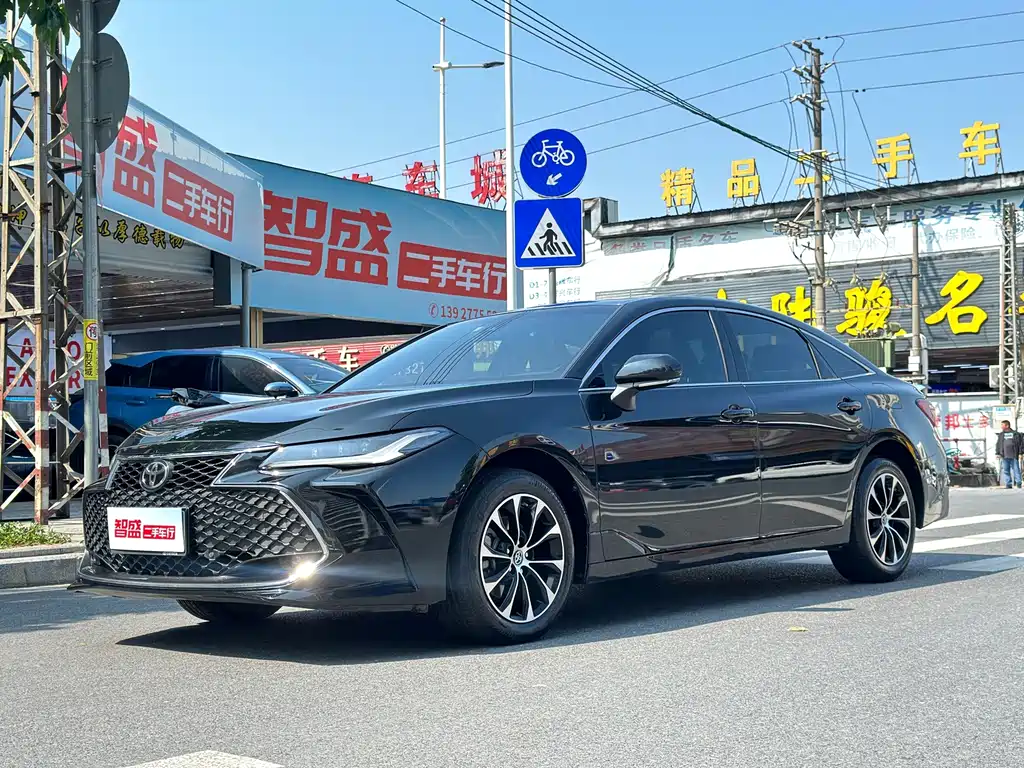 Toyota Avalon — миниатюра 2