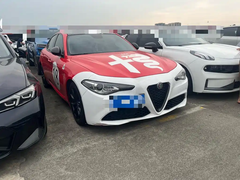 Alfa Romeo Giulia — миниатюра 3