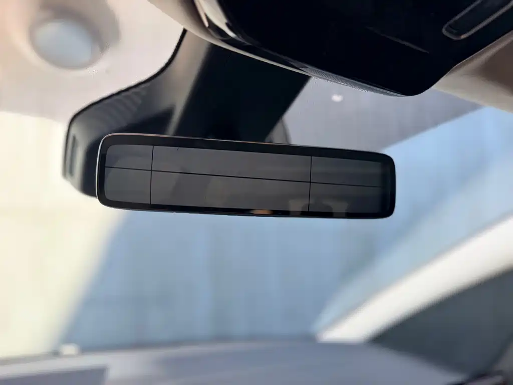 Li Auto Li MEGA — миниатюра 44