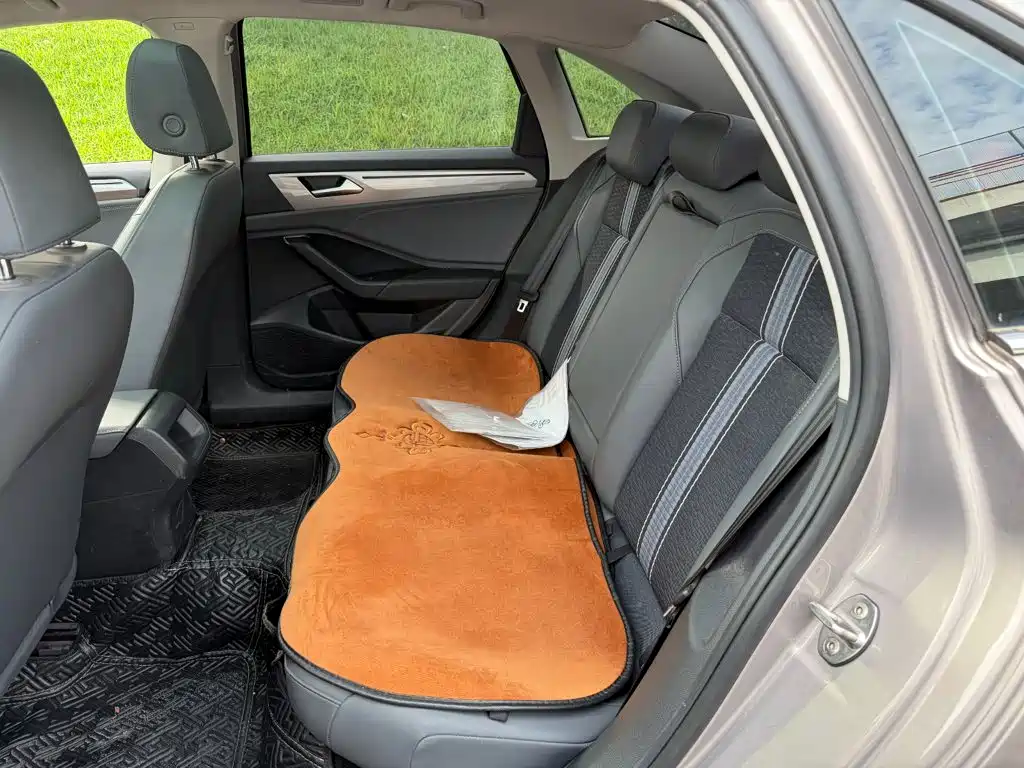 Volkswagen Sagitar — миниатюра 12
