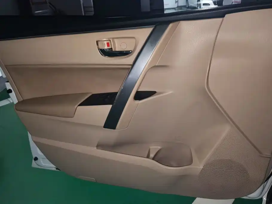 Toyota Corolla — миниатюра 7