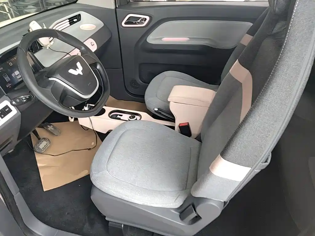 Wuling MINIEV — миниатюра 15