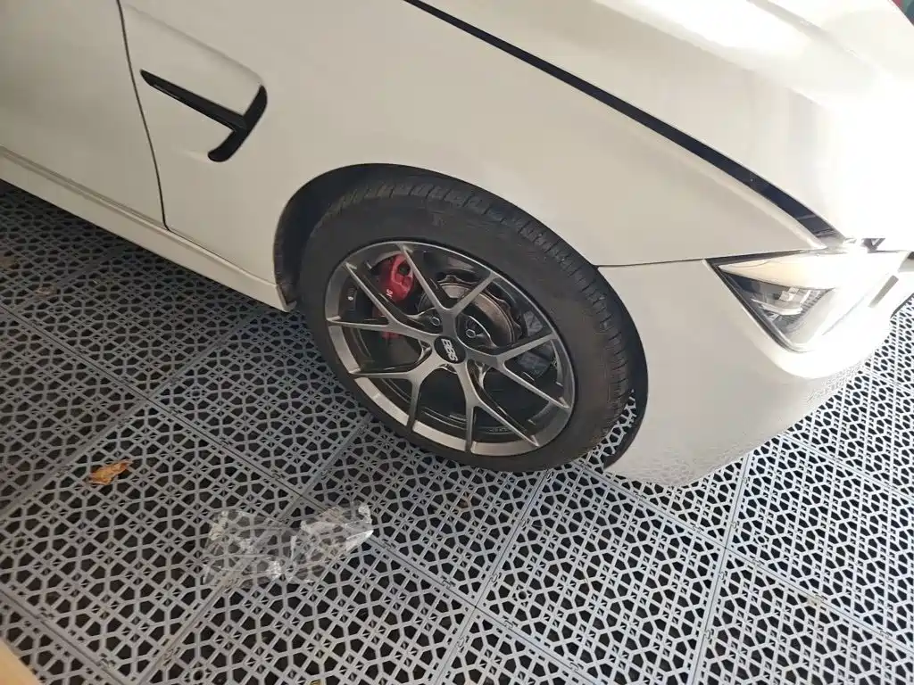 BMW 3 Series — миниатюра 8