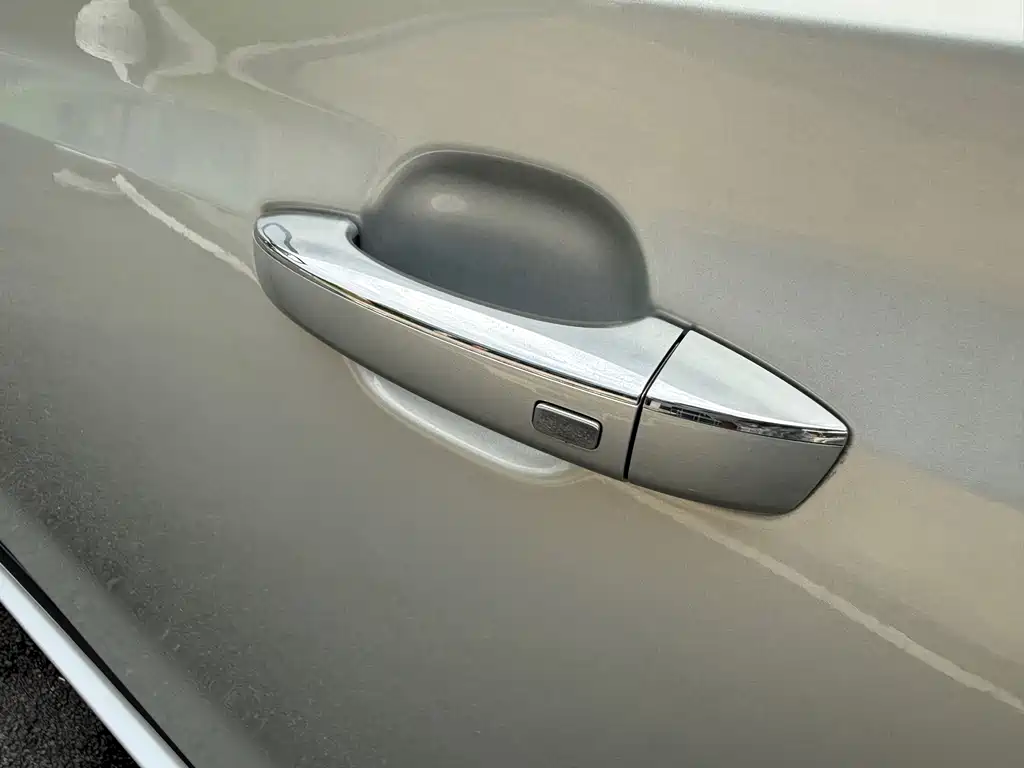 Roewe RX5 20T Auto 4G Connected Million Model, фото 30
