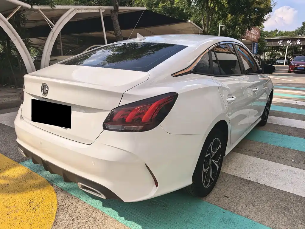 MG MG5 — миниатюра 6