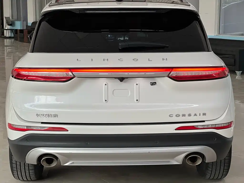 Lincoln Corsair — миниатюра 5