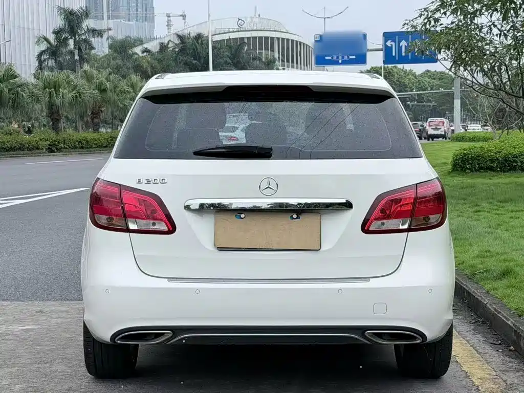 Mercedes-Benz B-Class — миниатюра 6