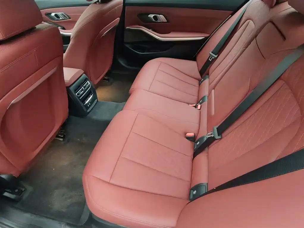 BMW 3 Series — миниатюра 10