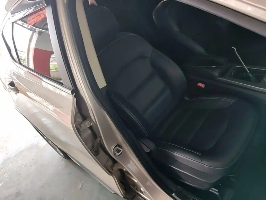 Geely Emgrand GS — миниатюра 25