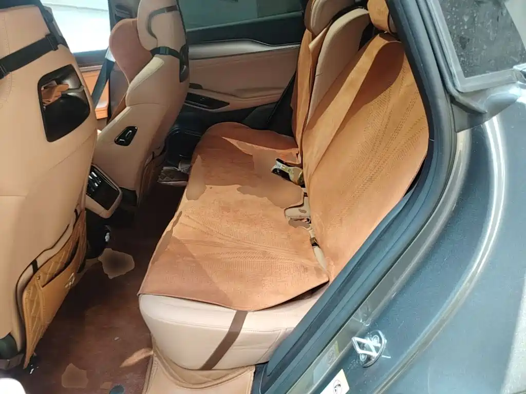 BYD L EV — миниатюра 17