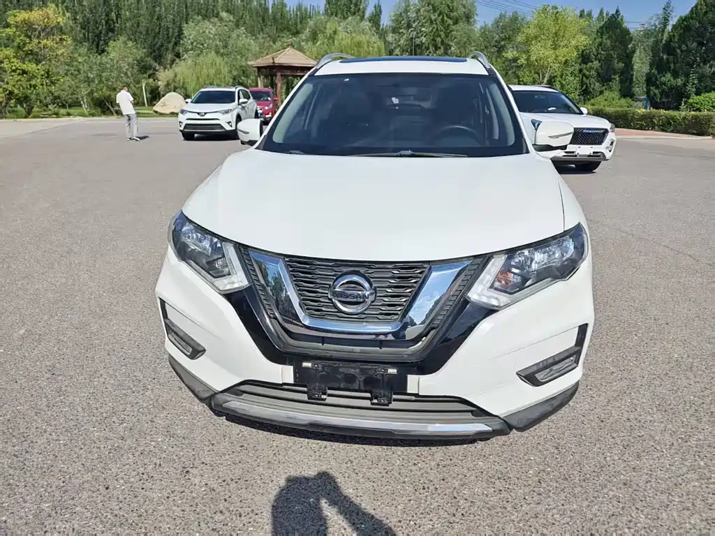 Nissan X-Trail — миниатюра 2