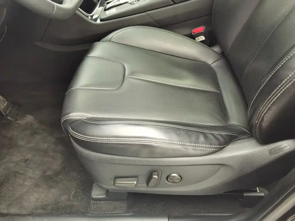 Hyundai Santa Fe — миниатюра 20