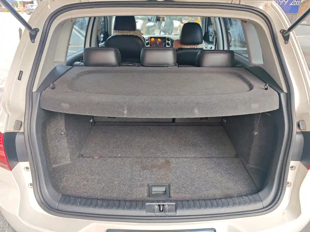 Volkswagen Tiguan — миниатюра 9