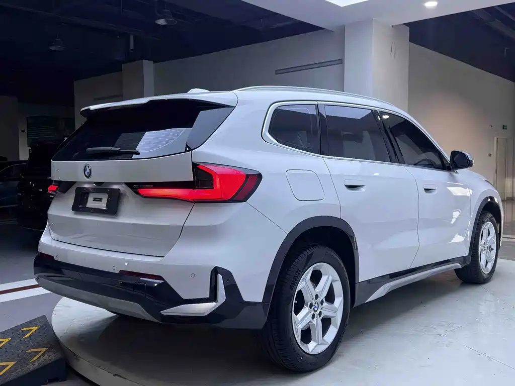 BMW X1 — миниатюра 6