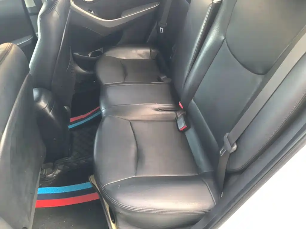 Hyundai Elantra Langdong — миниатюра 17