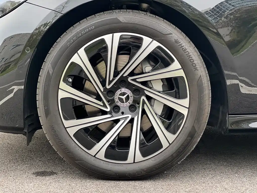 Mercedes-Benz E-Class E 2024 E 300 L Luxury