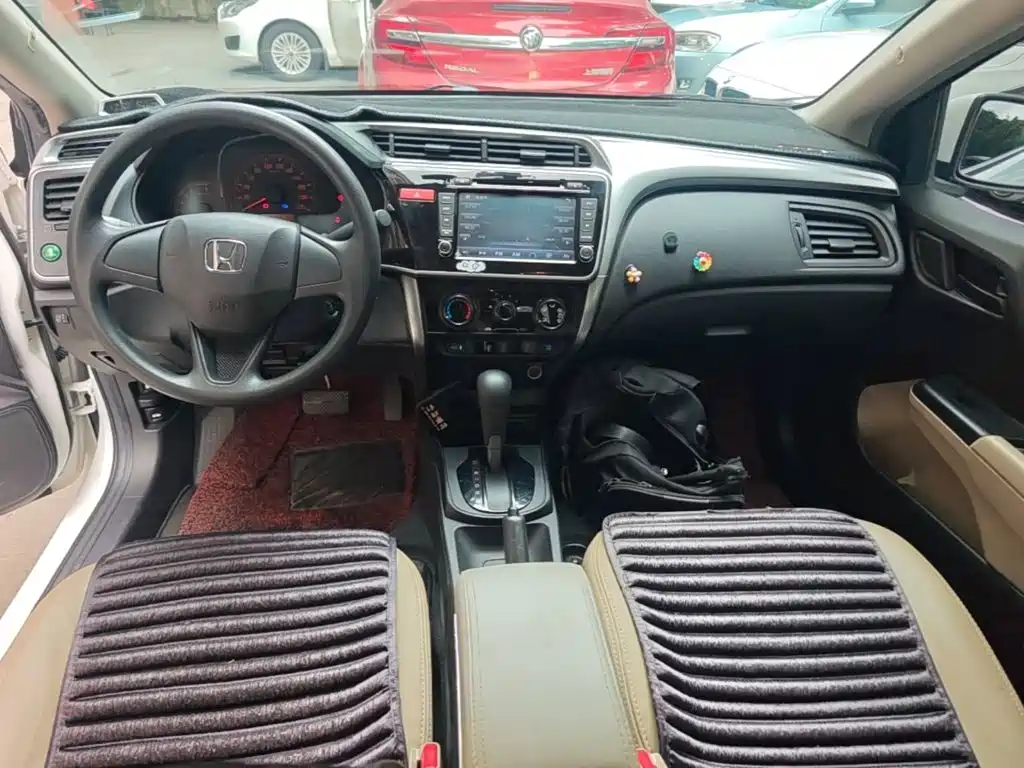 Honda City — миниатюра 10