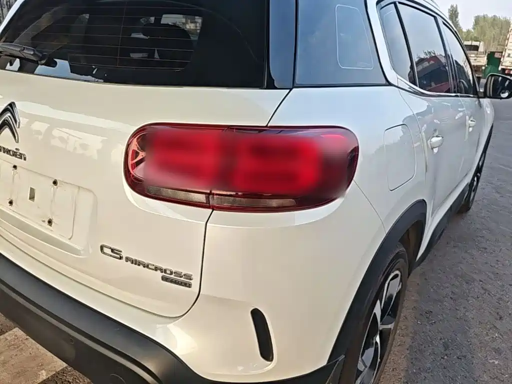 Citroen C5 AIRCROSS — миниатюра 8