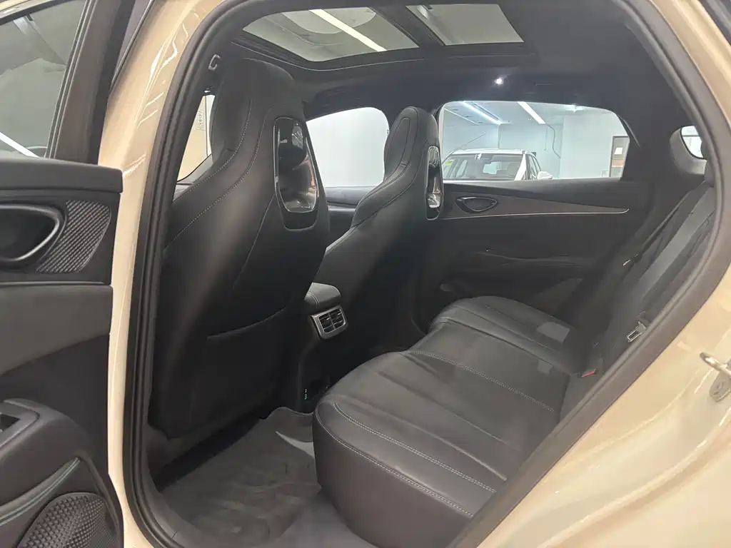 BYD SEAL 06 NEW ENERGY