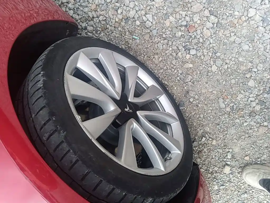 Tesla Model 3 — миниатюра 23