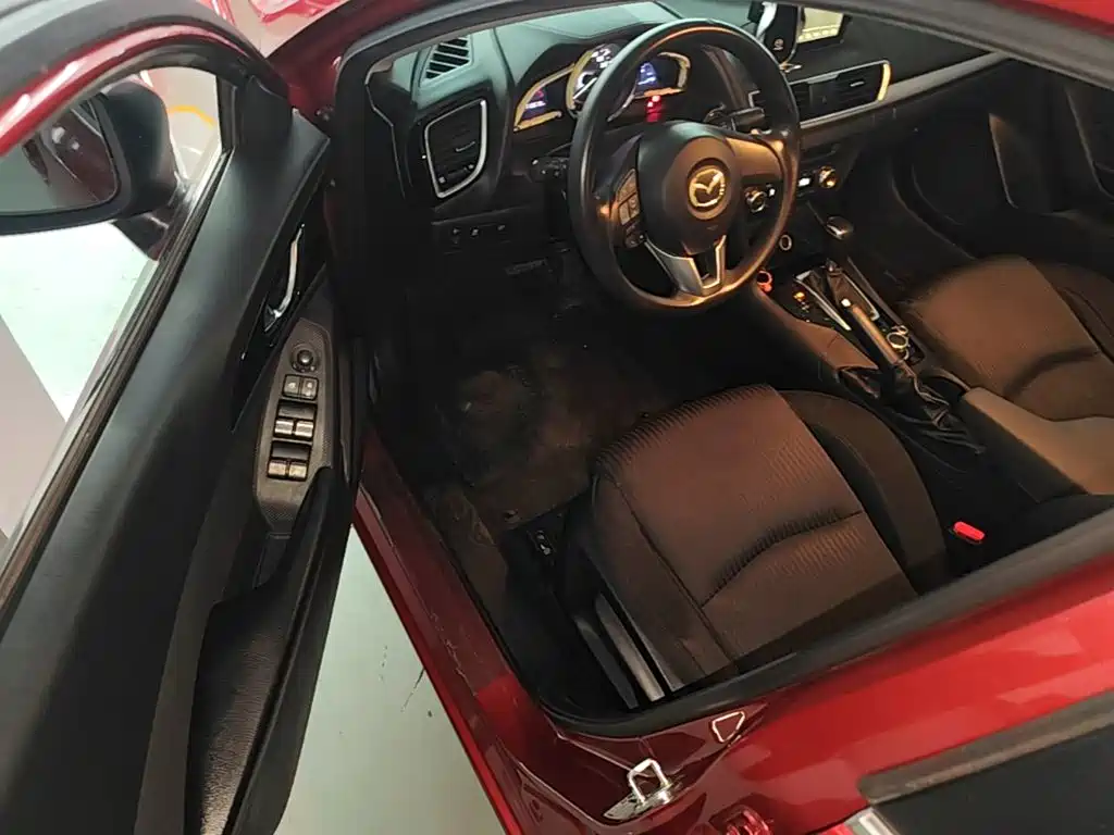 Mazda 3 Axela — миниатюра 16