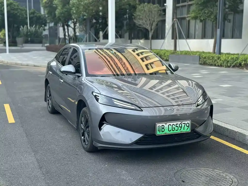 BYD e7 — миниатюра 3