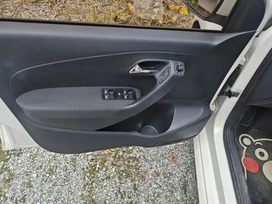 Volkswagen Polo — миниатюра 7