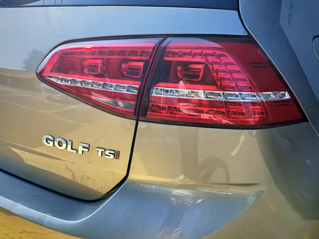 Volkswagen Golf — миниатюра 18