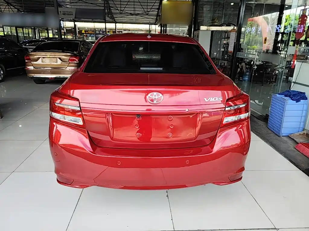 Toyota Vios — миниатюра 6
